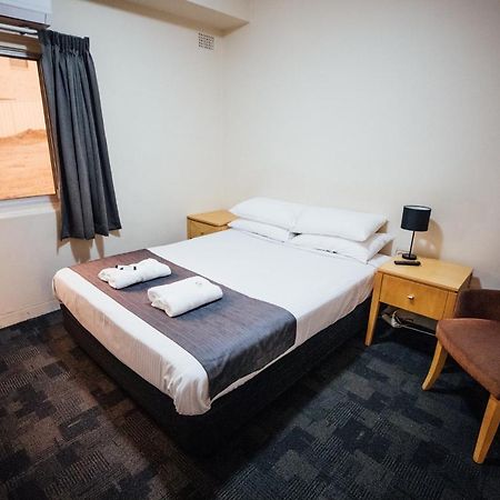 Shortland Budget Accommodation Jesmond Exteriör bild