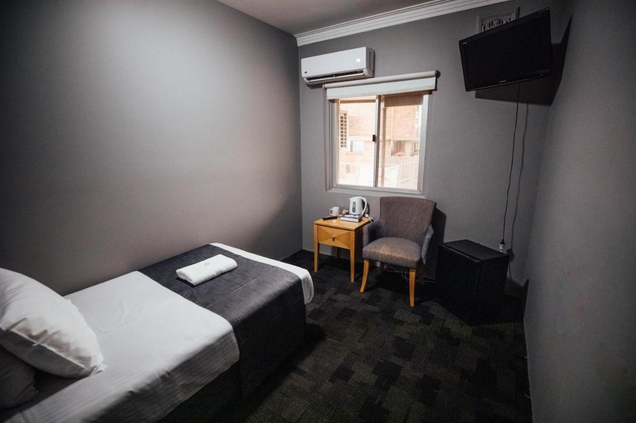 Shortland Budget Accommodation Jesmond Exteriör bild